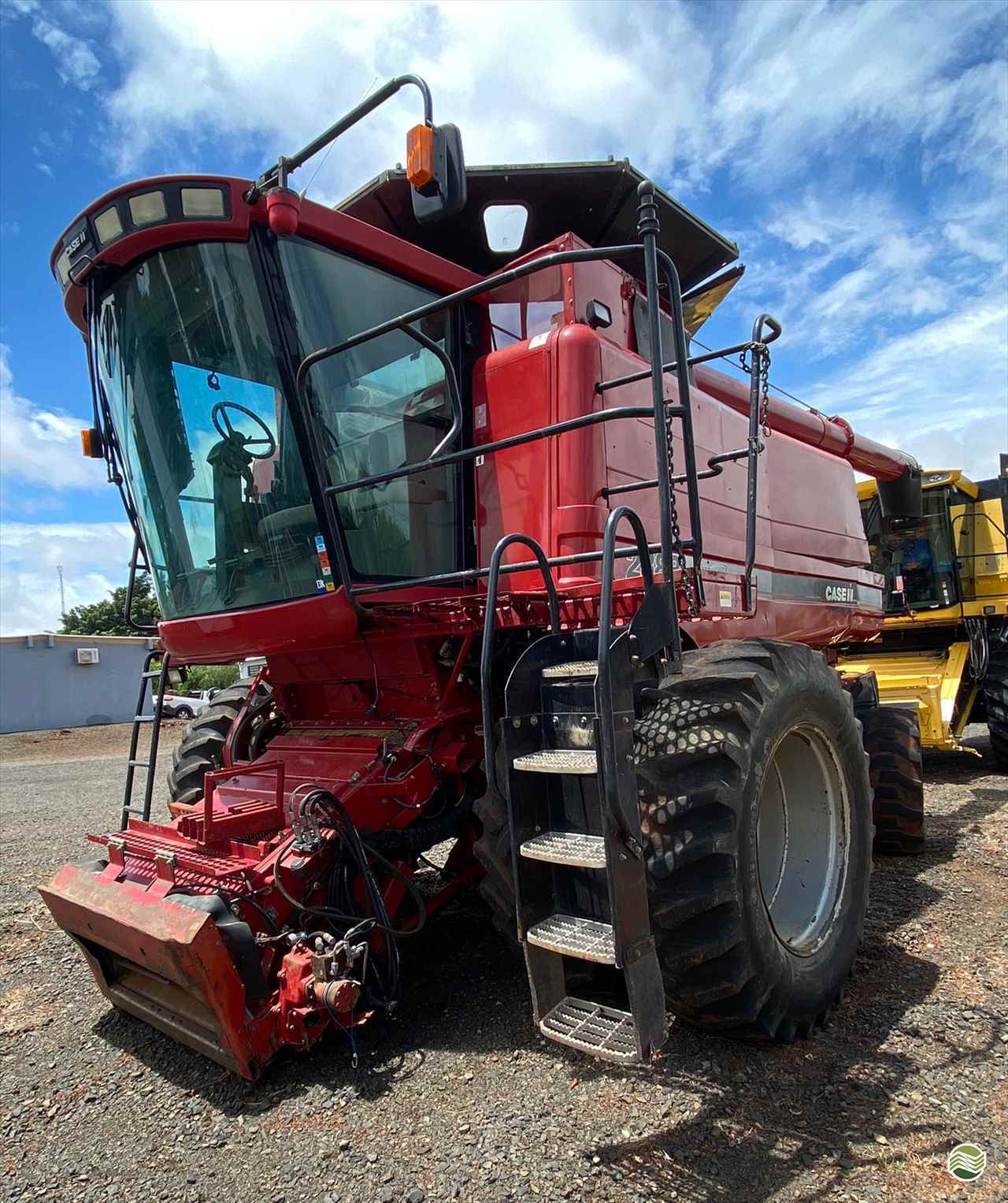 COLHEITADEIRA CASE CASE 2388 Camtrac Máquinas Agrícolas MARIALVA PARANÁ PR